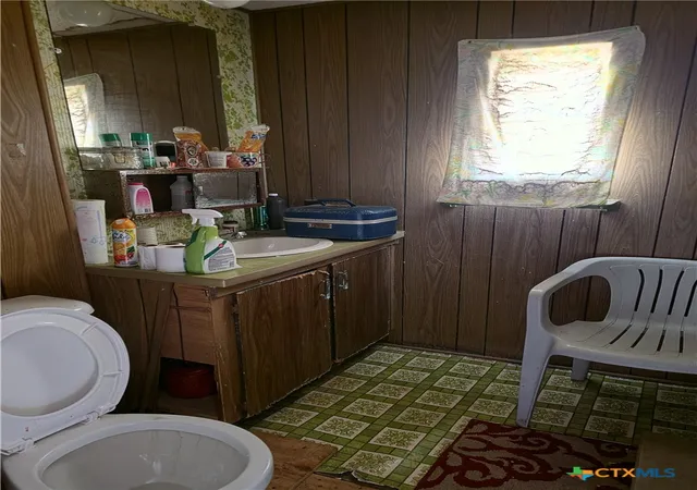 17th image of 101 105 W Austin Ave, Seadrift, TX 77983 | MLS# 615127