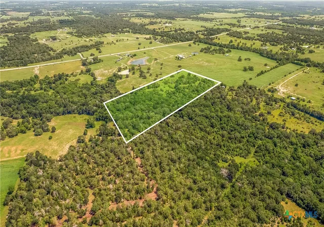 Homes for sale in Hallettsville, TX | 337 Private Road 1015, Hallettsville, TX 77964 | MLS# 615085