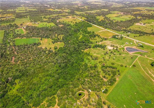 Homes for sale in Hallettsville, TX | 337 Private Road 1015, Hallettsville, TX 77964 | MLS# 615085