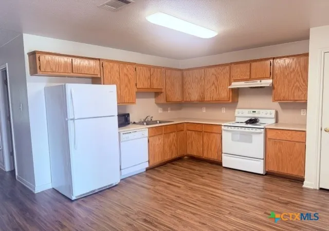 Photo 3 of House for sale at 3311 Alicante Ct, Killeen, TX 76542 | MLS# 615226 | Listing updated on 2026-06-17