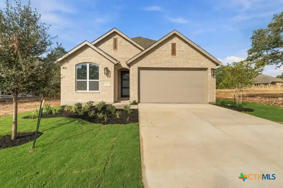 Photo 1 of Sale Pending at 545 High Summit Dr, Georgetown, TX 78628 | MLS# 615221 | Listing updated on 2026-10-15