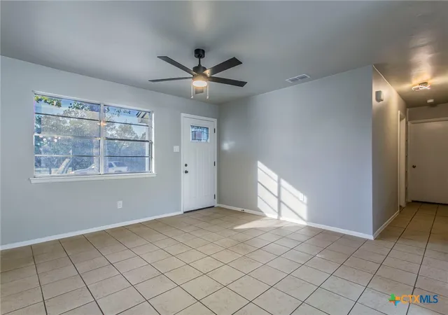4th image of 4049 Morgans Point Rd, Belton, TX 76513 | MLS# 615217