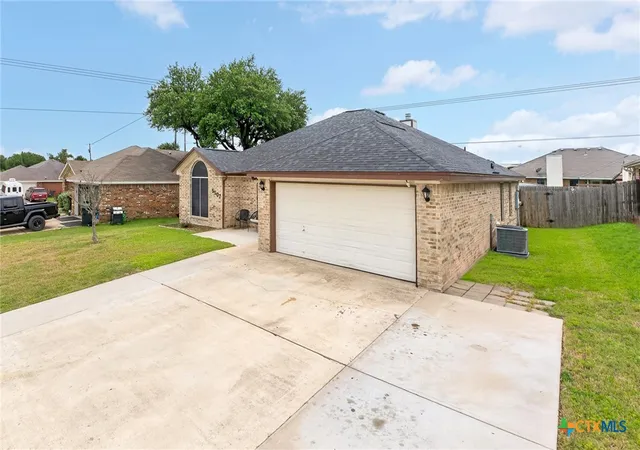 Photo 2 of Single family home for sale at 5507 White Rock Dr, Killeen, TX 76542 | MLS# 615290 | Listing updated on 2026-07-01