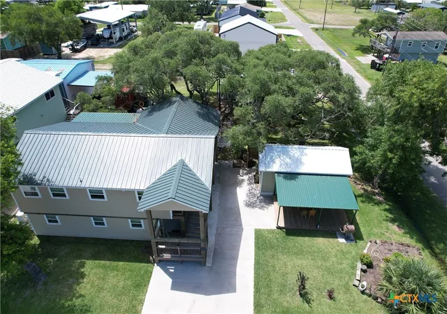 3rd image of 911 W Madison Ave, Port O Connor, TX 77982 | MLS# 615184