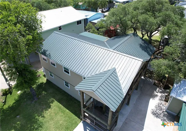 4th image of 911 W Madison Ave, Port O Connor, TX 77982 | MLS# 615184