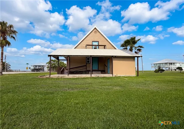 5th image of 552 S Marshall Johnson Ave, Port Lavaca, TX 77978 | MLS# 615163