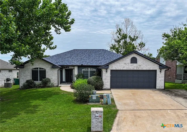 1st image of 408 Spyglass St, Marble Falls, TX 78654 | MLS# 615324