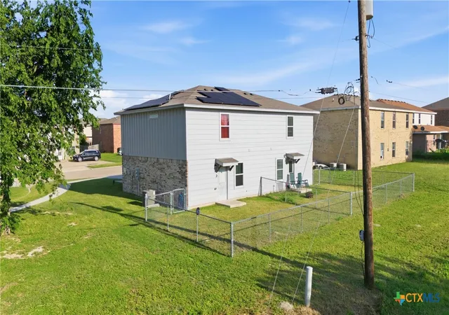 2nd image of 2813 Leroy Cir, Killeen, TX 76542