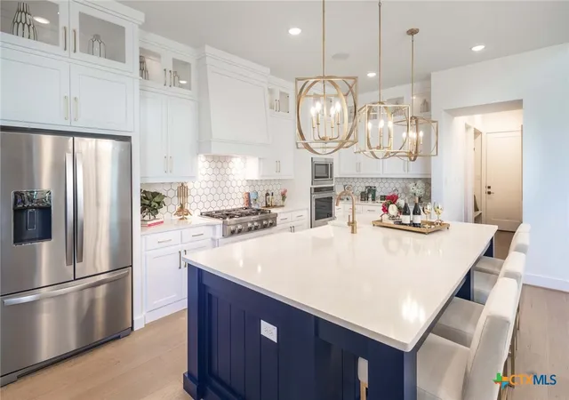 3rd image of 210 Navarro, Boerne, TX 78006 | MLS# 615295