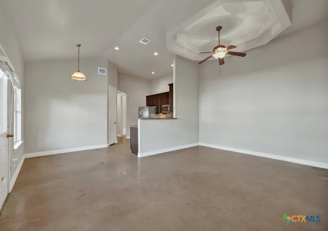 4th image of 388 E Faust St, New Braunfels, TX 78130 | MLS# 614993