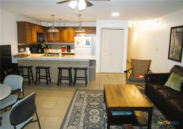 2nd image of 730 E Mather St #J203, New Braunfels, TX 78130 | MLS# 614913