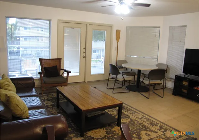 4th image of 730 E Mather St #J203, New Braunfels, TX 78130 | MLS# 614913