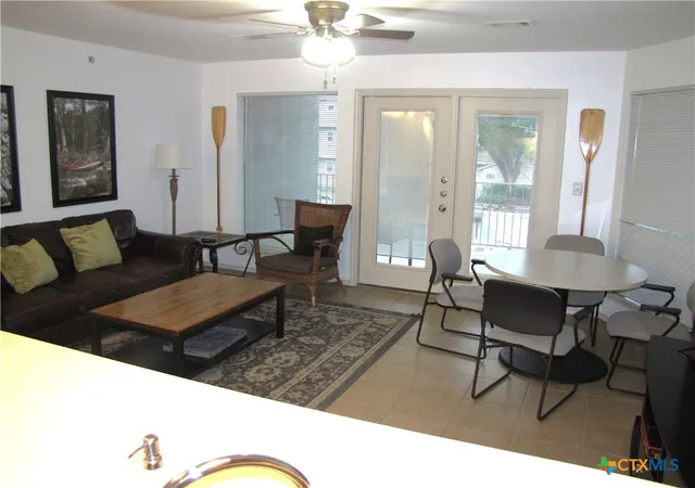 5th image of 730 E Mather St #J203, New Braunfels, TX 78130 | MLS# 614913