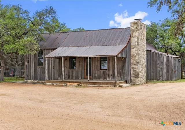 4th image of 7503 E Us Hwy 290, Johnson City, TX 78636 | MLS# 615359