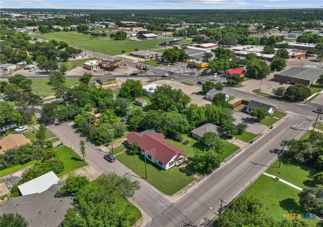 5th image of 617 N Beal St, Belton, TX 76513 | MLS# 615229