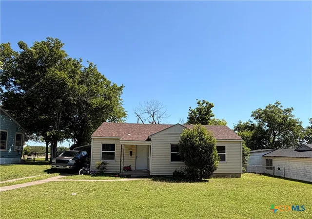 Photo 1 of Single family home for sale at 1504 E Ave B, Temple, TX 76501 | MLS# 615497 | Listing updated on 2026-06-02