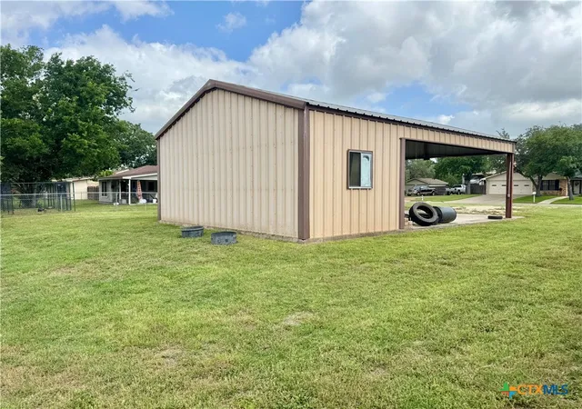 3rd image of 711 Third St, Cuero, TX 77954 | MLS# 615490
