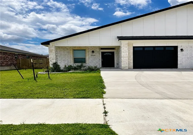 Photo 1 of Townhouse for sale at 5100 Rose Garden Loop, Killeen, TX 76542 | MLS# 615118 | Listing updated on 2026-07-20