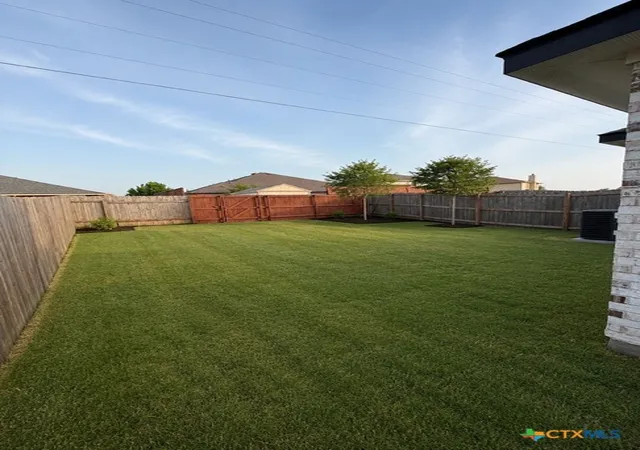 Photo 6 of Townhouse for sale at 5100 Rose Garden Loop, Killeen, TX 76542 | MLS# 615118 | Listing updated on 2026-07-20