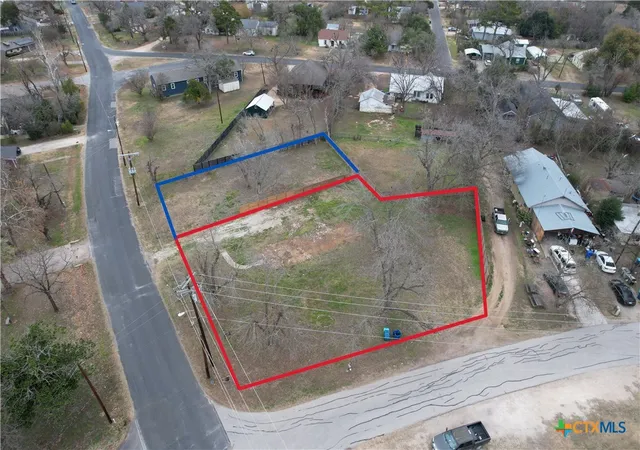 Homes for sale in Elgin, TX | 305 Lexington Rd, Elgin, TX 78621 | MLS# 614277