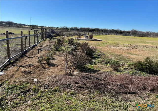 Homes for sale in Florence, TX | 1300 County Road 217, Florence, TX 76527 | MLS# 614091