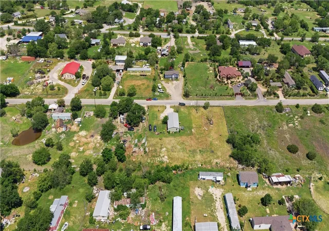 2nd image of 409 Summit Dr, Kyle, TX 78640 | MLS# 614844