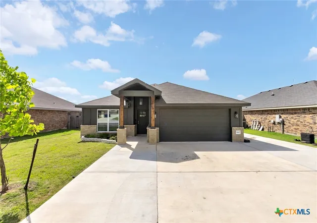Homes for sale in Copperas Cove, TX | 1660 Dryden Ave, Copperas Cove, TX 76522 | MLS# 614729