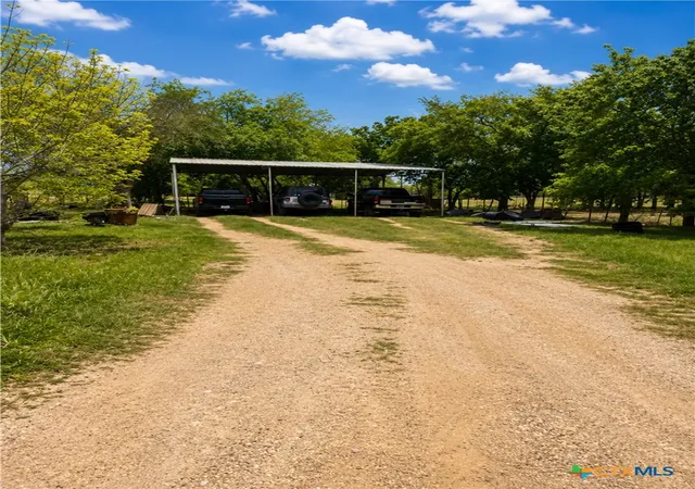 Homes for sale in Florence, TX | 3951 Fm 970, Florence, TX 76527 | MLS# 615649
