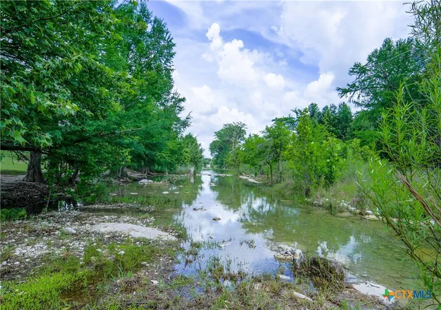 Homes for sale in Wimberley, TX | 117 Roundup Dr, Wimberley, TX 78676 | MLS# 615588