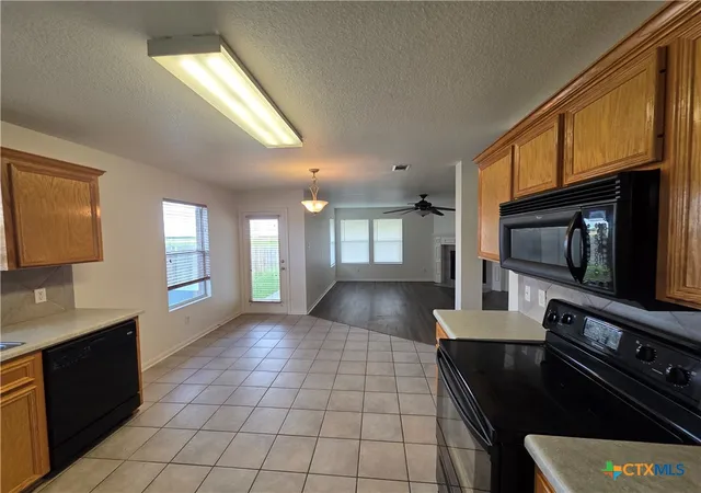 2nd image of 2402 Mikulec Dr, Killeen, TX 76542 | MLS# 615742