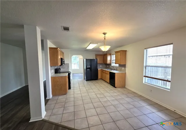 3rd image of 2402 Mikulec Dr, Killeen, TX 76542 | MLS# 615742