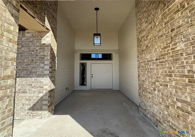 Photo 2 of Single family home for sale at 10270 Kimberlite Dr, Temple, TX 76502 | MLS# 614995 | Listing updated on 2026-09-21