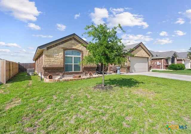 Photo 2 of Single family home for sale at 5907 Verde Dr, Killeen, TX 76549 | MLS# 615764 | Listing updated on 2026-06-11