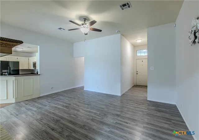 4th image of 3012 Red Oak Dr, Belton, TX 76513 | MLS# 615799