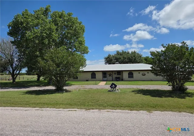 2nd image of 113 Leisure Acres Dr, Gatesville, TX 76528 | MLS# 615812