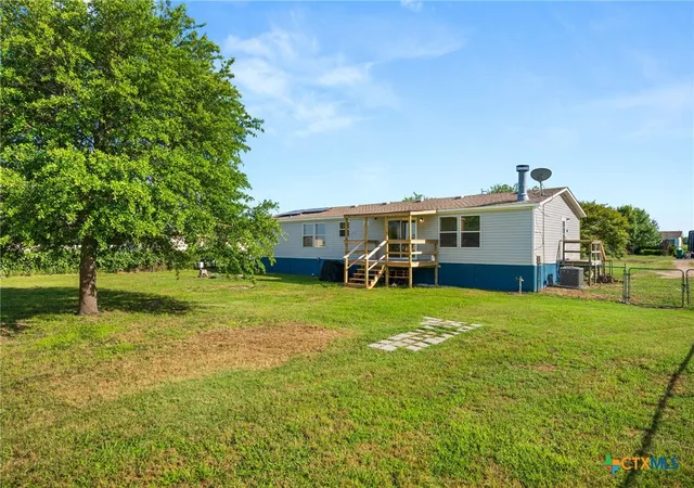 2nd image of 152 Hillside Dr, Troy, TX 76579 | MLS# 615837