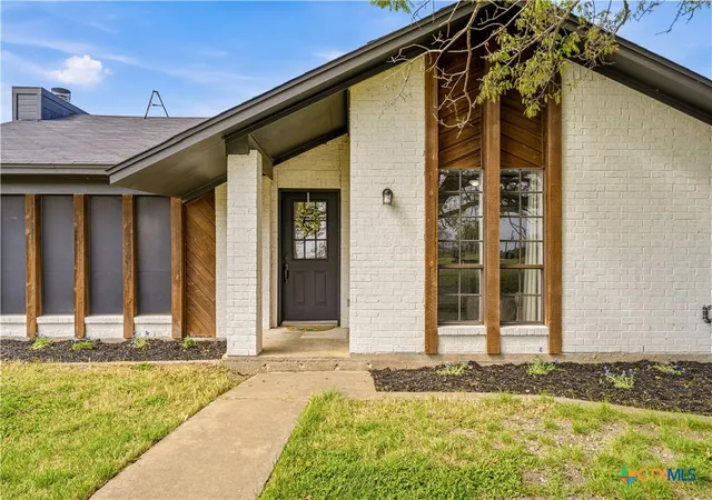 2nd image of 2566 Southwinds Dr, Lorena, TX 76655 | MLS# 615464