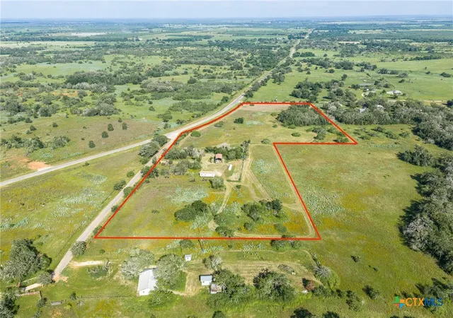 Homes for sale in Nixon, TX | 51 County Road 471, Nixon, TX 78140 | MLS# 615849