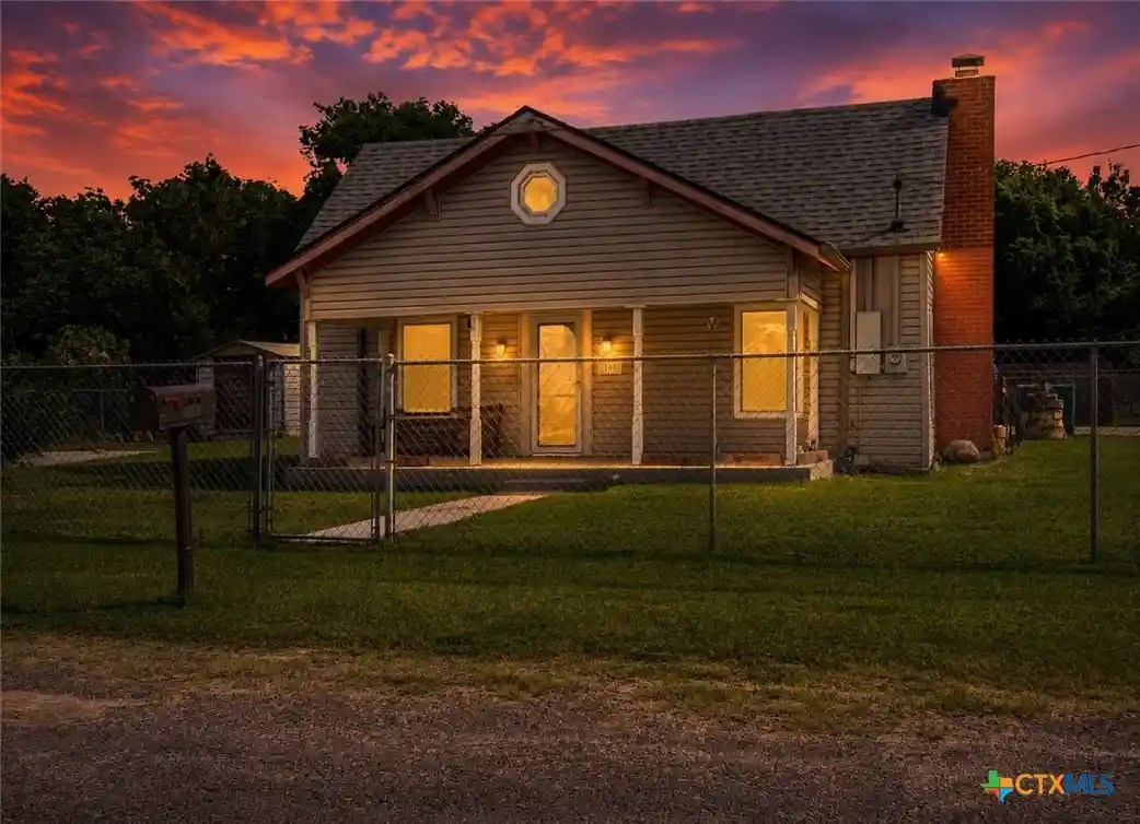 Photo 1 of Single family home for sale at 300 W Ave J, Nolanville, TX 76559 | MLS# 615822 | Listing updated on 2026-10-09