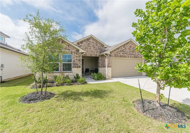 2nd image of 844 Peccary Pl, Seguin, TX 78155 | MLS# 615859