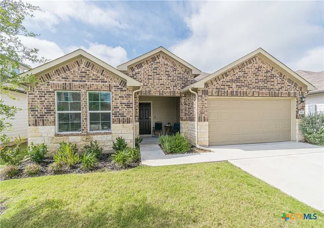 3rd image of 844 Peccary Pl, Seguin, TX 78155 | MLS# 615859