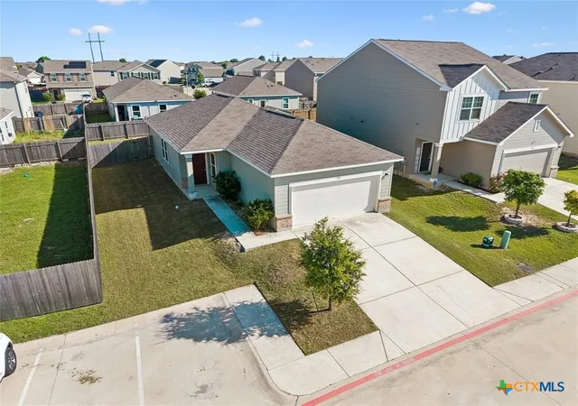2nd image of 124 Peony Ln, Jarrell, TX 76537 | MLS# 615925