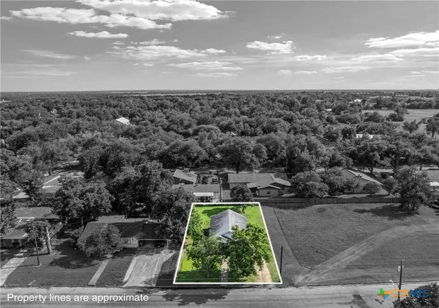 18th image of 709 E 18th St, Cameron, TX 76520 | MLS# 615621