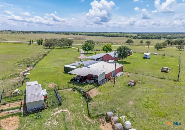 Homes for sale in Mullin, TX | 1360 W Us Hwy 84, Mullin, TX 76864 | MLS# 616015