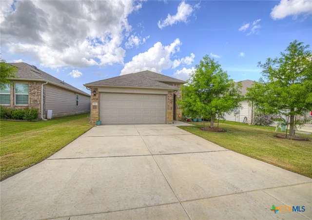 3rd image of 809 Nodding Nixie, Seguin, TX 78155 | MLS# 615616