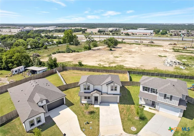 2nd image of 1102 Sky Summit Ct, Belton, TX 76513 | MLS# 614476