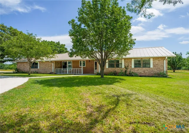 1st image of 109 Sundown Trl, Marble Falls, TX 78654 | MLS# 616096