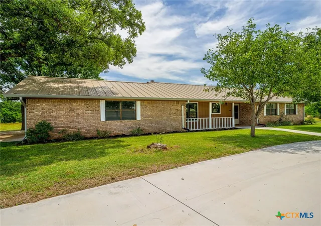 4th image of 109 Sundown Trl, Marble Falls, TX 78654 | MLS# 616096