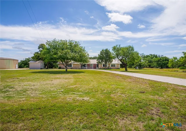5th image of 109 Sundown Trl, Marble Falls, TX 78654 | MLS# 616096