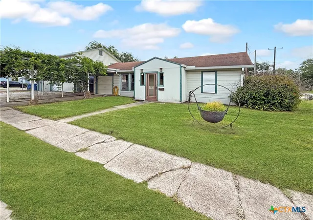 1st image of 204 E Austin St, Port Lavaca, TX 77979 | MLS# 615994